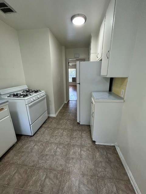 Floor plan for 1 bed, 1 bath